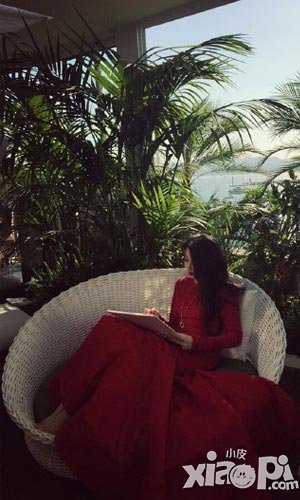 紅裙加身 《范冰冰魔范學院》帶你演繹嫵媚小女人