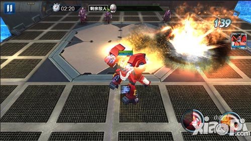 《合金英雄》機(jī)甲變身 制霸全場(chǎng)