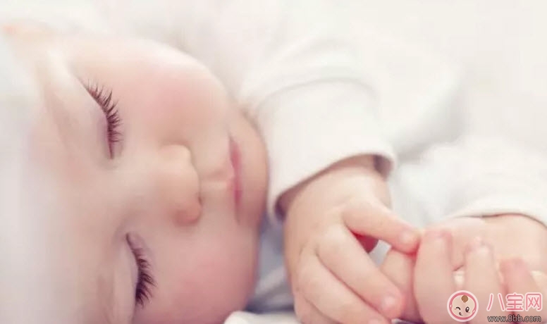 國慶節(jié)出生的寶寶性格怎么樣 寶寶在國慶節(jié)前后出生好不好