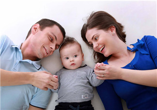 什么越來(lái)越多的女性懷不上孩子？答案觸目驚心