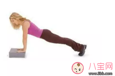 不用做豐胸手術 簡單運動豐胸最靠譜 不用做豐胸手術 簡單運動豐胸最靠譜