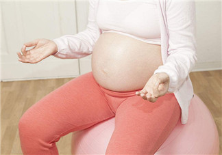 胎兒臍帶繞頸怎么辦？產(chǎn)前怎樣化解臍帶繞頸？