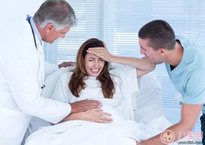 為什么寶寶過了預(yù)產(chǎn)期還沒出生 過了預(yù)產(chǎn)期寶寶還有多少天出生