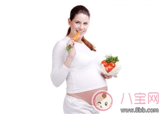 孕期長(zhǎng)發(fā)搶胎兒營(yíng)養(yǎng)嗎？需要剪短發(fā)嗎？