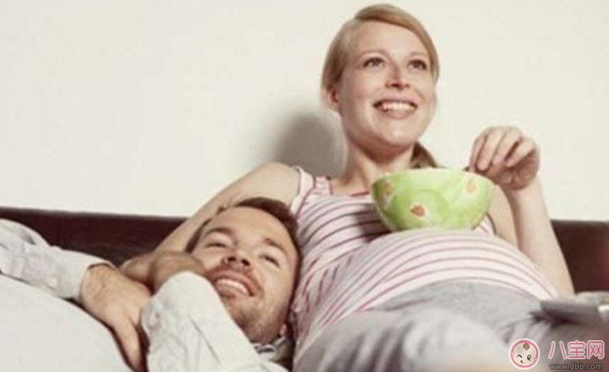 孕婦能看3D電影嗎 孕婦適合看什么樣的電影 孕婦能看3D電影嗎 孕婦適合看什么樣的電影