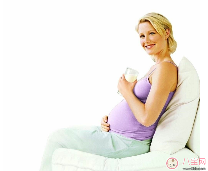 喝牛奶助準媽媽睡眠嗎 失眠可以喝牛奶嗎