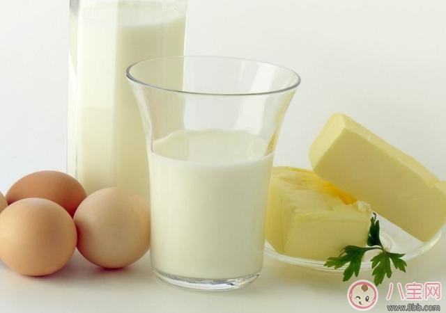 懷孕前三個(gè)月吃什么對(duì)胎兒好 懷孕前三個(gè)月需要補(bǔ)充什么營養(yǎng)