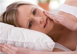 孕婦牙齦腫痛怎么辦 孕婦口腔上火牙齦腫痛怎么辦吃什么