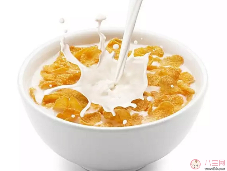 孕中期半夜餓了怎么辦 孕婦半夜餓醒吃什么 孕中期半夜餓了怎么辦 孕婦半夜餓醒吃什么