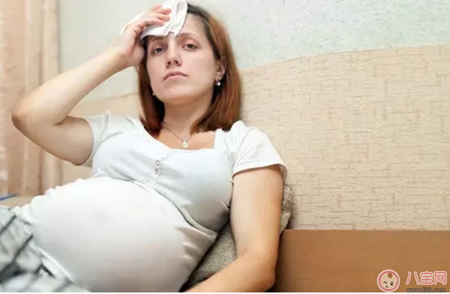 2017三伏天孕婦怕熱 應(yīng)該吹空天還是吹電扇 2017三伏天孕婦怕熱 應(yīng)該吹空天還是吹電扇