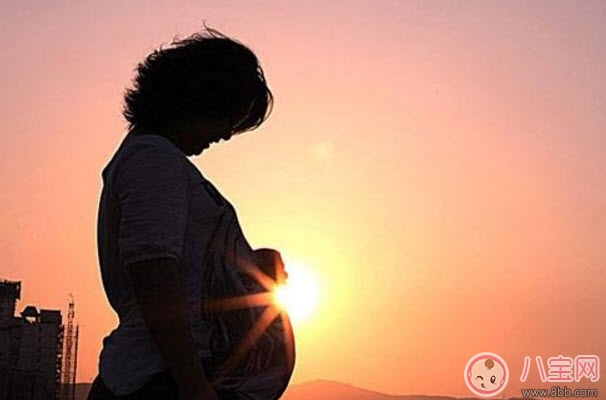 快生的前幾天有什么癥狀 懷胎十月怎么算足月是多少周(37周到42周) 快生的前幾天有什么癥狀 懷胎十月怎么算足月是多少周(37周到42周)