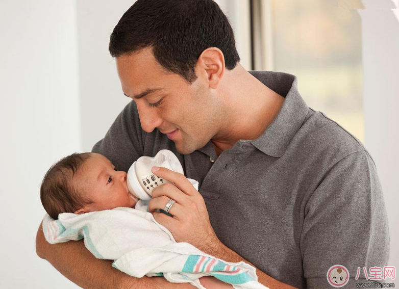 爸爸會得產(chǎn)后抑郁癥 爸爸得了產(chǎn)后抑郁癥怎么辦 爸爸會得產(chǎn)后抑郁癥 爸爸得了產(chǎn)后抑郁癥怎么辦