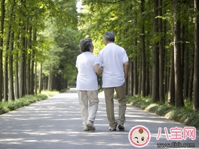 林丹男單四連冠想回家抱兒子 丈夫出軌該不該原諒