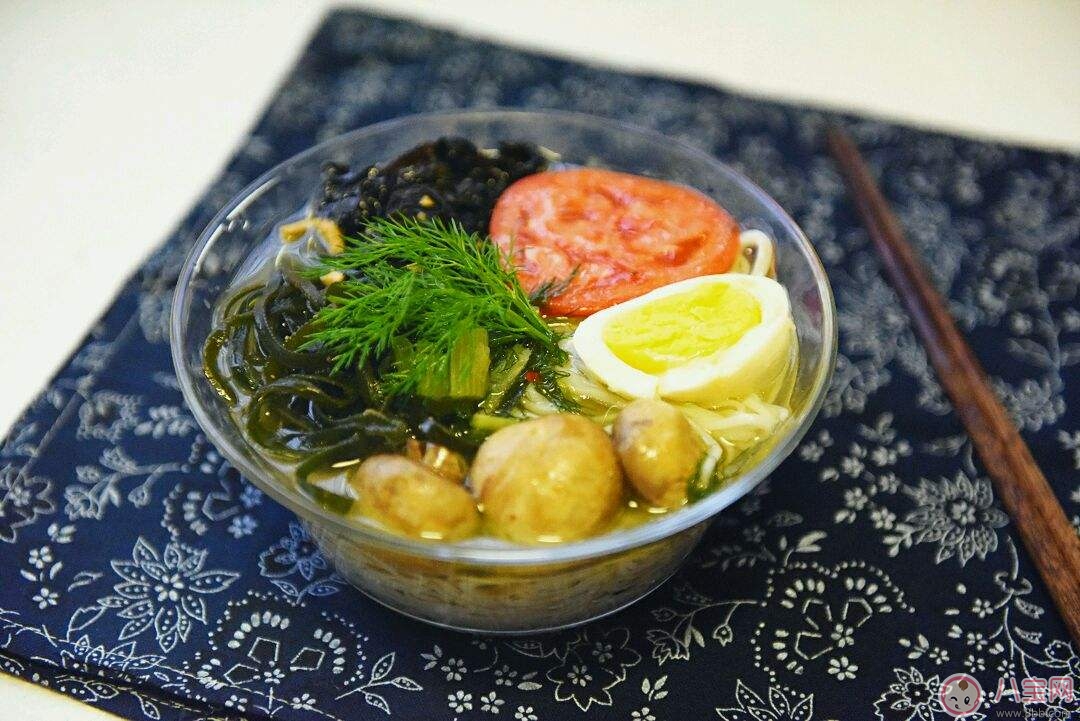 哺乳期奶水少 適量食用茴香可提高母乳量 哺乳期奶水少 適量食用茴香可提高母乳量