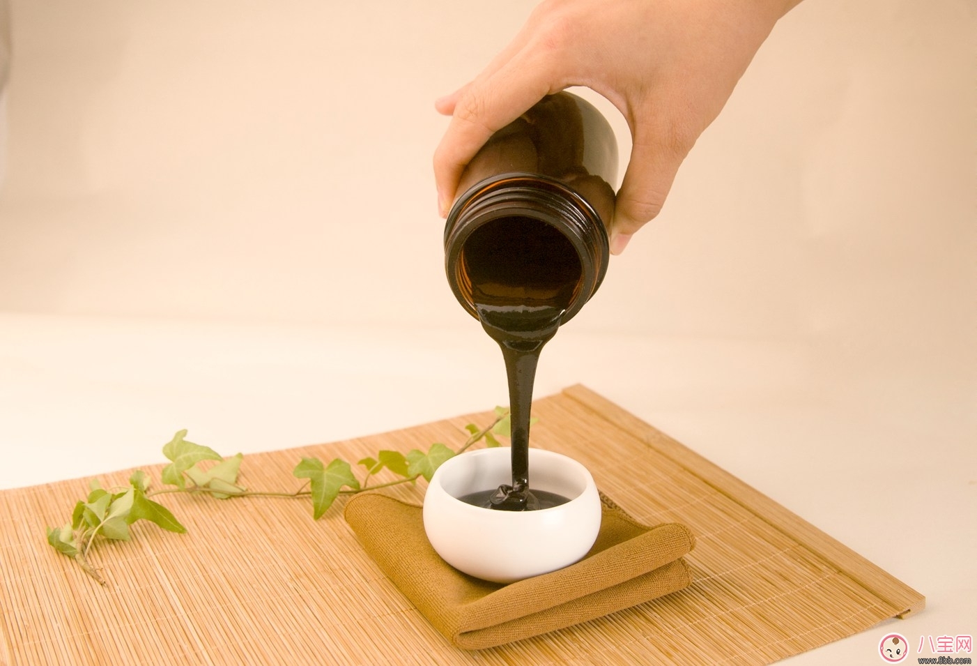 產(chǎn)后掉發(fā)嚴(yán)重怎么辦 產(chǎn)后掉發(fā)如何正確預(yù)防 產(chǎn)后掉發(fā)嚴(yán)重怎么辦 產(chǎn)后掉發(fā)如何正確預(yù)防