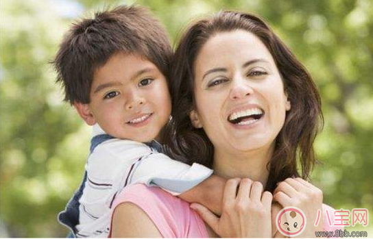 胸小就一定奶水不足嗎 奶水不足的標(biāo)準(zhǔn)是什么 胸小就一定奶水不足嗎 奶水不足的標(biāo)準(zhǔn)是什么