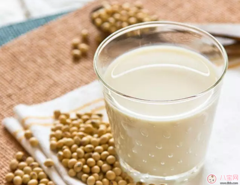 你的胸部大小正常嗎 不同階段的女性乳房尺寸不同 你的胸部大小正常嗎 不同階段的女性乳房尺寸不同