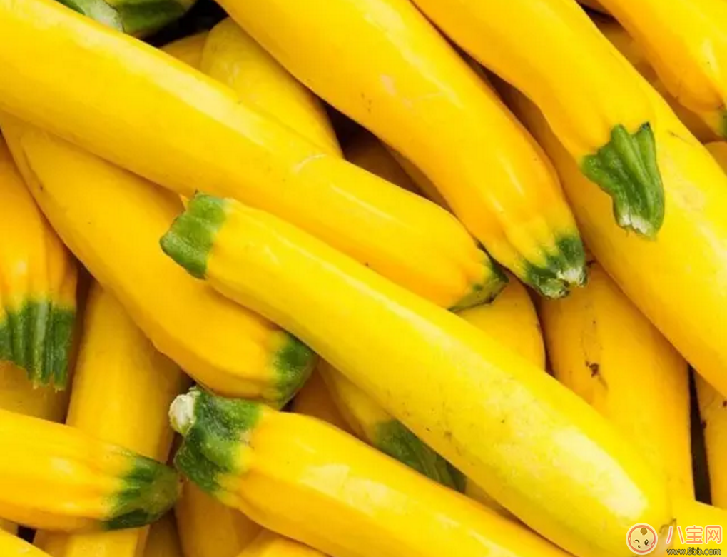 你的胸部大小正常嗎 不同階段的女性乳房尺寸不同 你的胸部大小正常嗎 不同階段的女性乳房尺寸不同