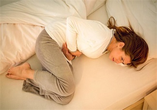 想吃冰不想痛經(jīng) 這么做估計(jì)會(huì)好受些