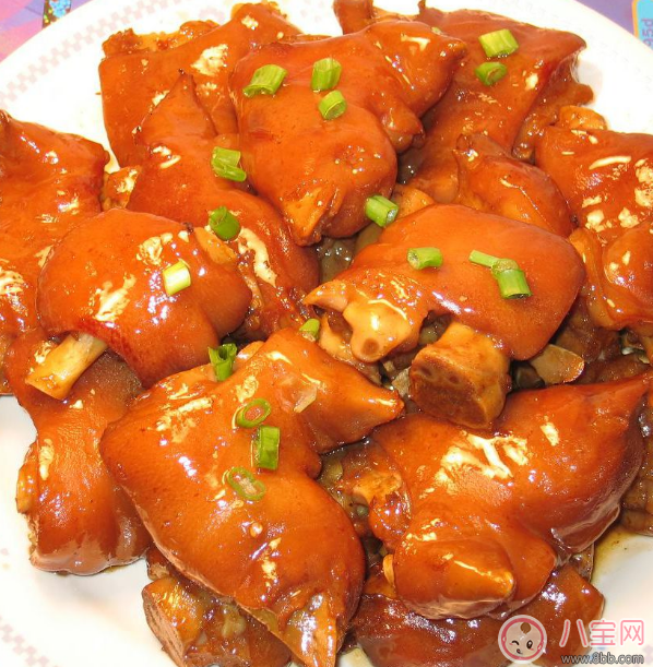 自然豐胸有方法 學(xué)會(huì)這些也是大胸妹