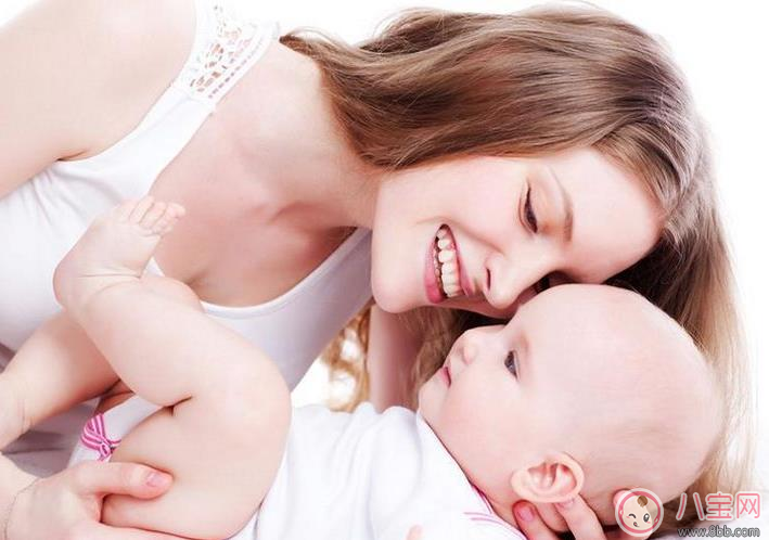 坐月子期間可以敷面膜嗎     坐月子敷面膜對寶寶有影響嗎