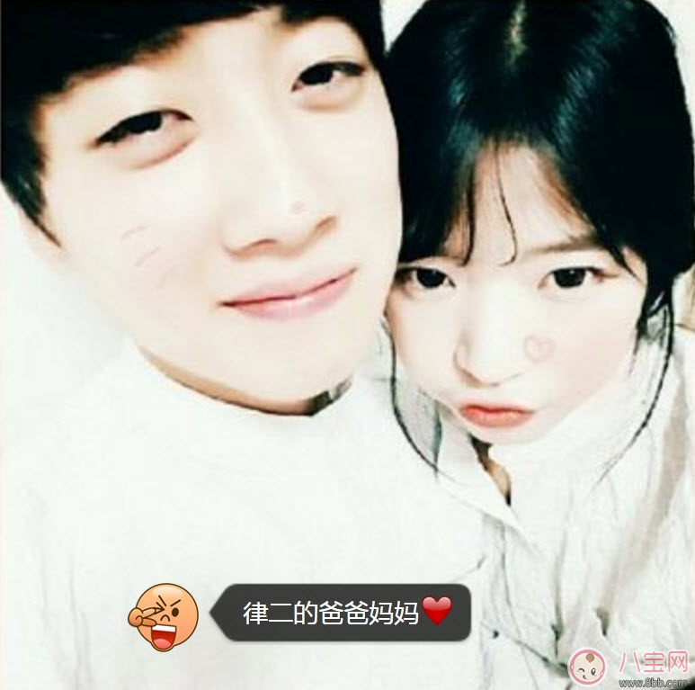 權(quán)律二媽媽是中國(guó)人還是韓國(guó)人 權(quán)律二媽媽爸爸資料照片家庭條件怎么樣