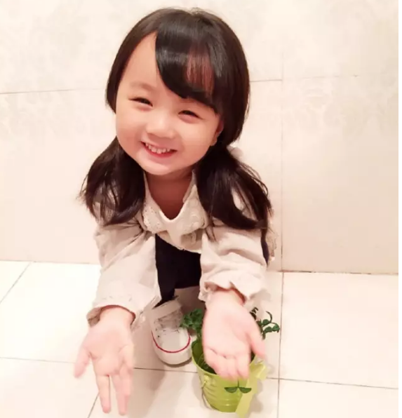 鄧倫《爸爸去哪兒》實(shí)習(xí)奶爸表現(xiàn) 東北萌娃與鄧倫配合默契嗎？