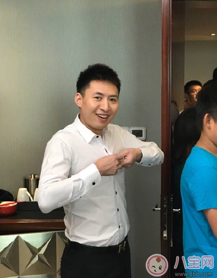 李曉霞婚禮現(xiàn)場(chǎng)圖 李曉霞大婚請(qǐng)了哪些人