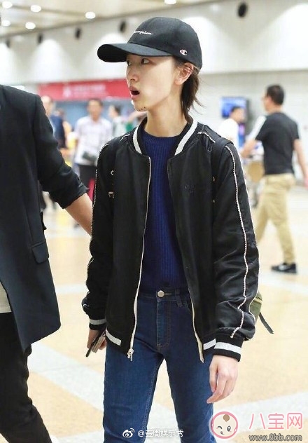 周冬雨下巴為什么會出現(xiàn)疤痕 周冬雨下巴受傷的原因 周冬雨下巴為什么會出現(xiàn)疤痕 周冬雨下巴受傷的原因