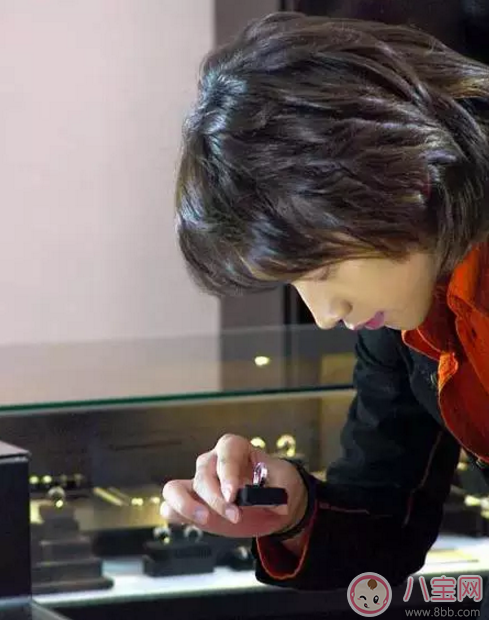 Rain十月就要當(dāng)爸爸啦！Rain將變身成“女兒奴”？