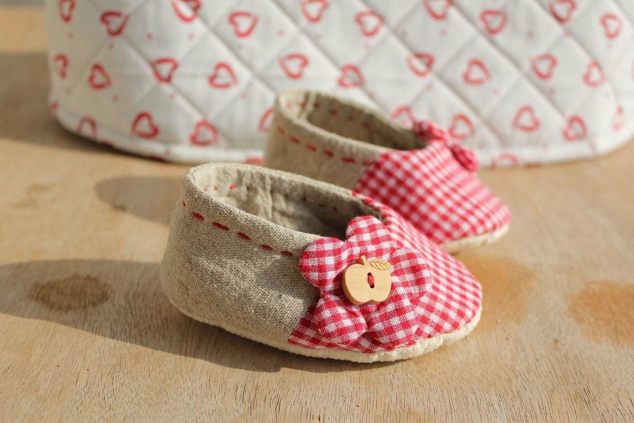 陳浩民帶全家開趴孩子穿巨型拖鞋 如何給寶寶選鞋子