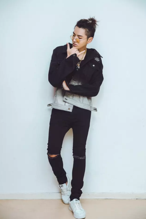 吳亦凡菠蘿頭高清圖 菠蘿頭雷人嗎？