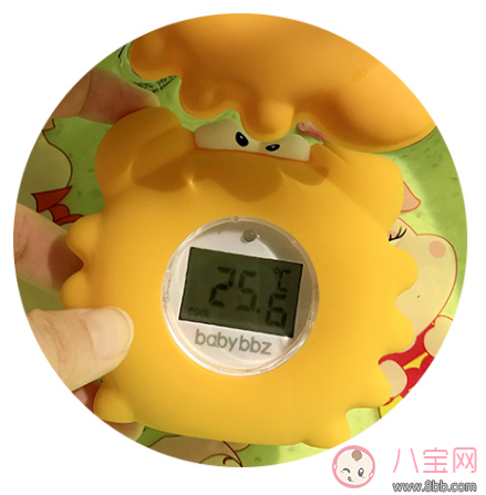 秋季寶寶水溫計哪款好 棒棒豬小水溫計測評