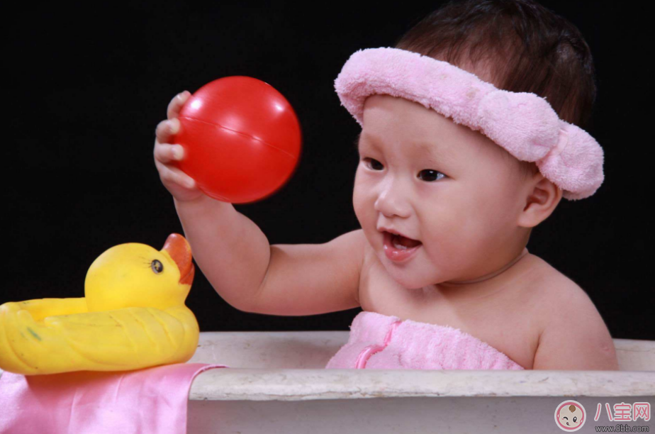 秋季氣溫下降洗澡水冷得快 孩子洗澡水溫計推薦