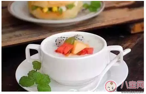 去學(xué)校的時(shí)間太短來不及吃早餐 孩子快手早餐