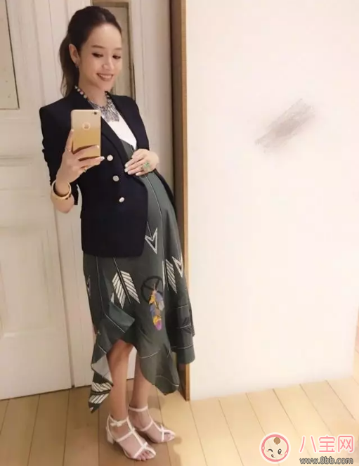 有種瘦叫女明星的孕肚 胡杏兒孫怡孕期身材姣好 有種瘦叫女明星的孕肚 胡杏兒孫怡孕期身材姣好