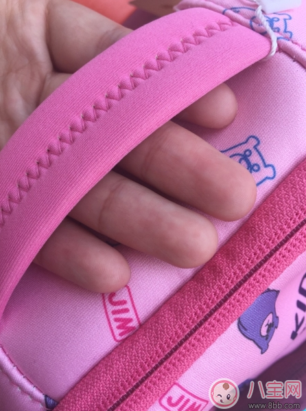 上學(xué)小書(shū)包用哪款好 uek幼兒園寶寶書(shū)包測(cè)評(píng)