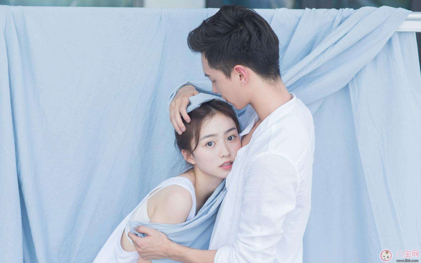 七夕送女朋友什么禮物好?200塊以內，在線等，挺急的!