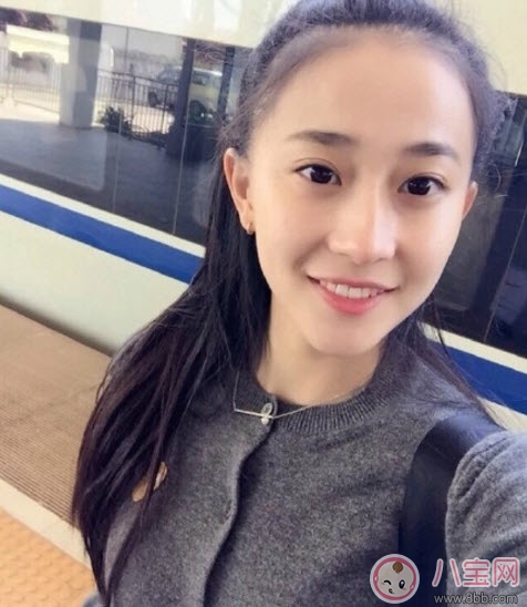 張豆豆為什么21歲就退役 張豆豆挺胸照照片【多圖】