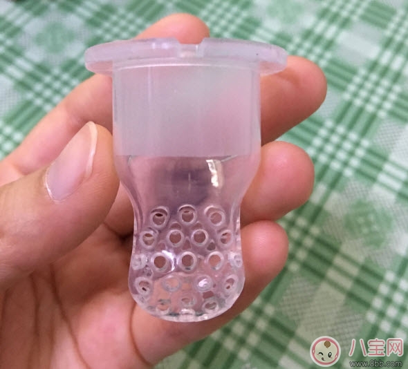 小白熊咬咬樂(lè)怎么樣 小白熊食物輔食訓(xùn)練器好不好