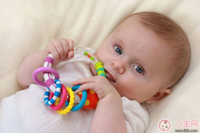 寶寶各年齡段的玩具怎么挑選 0-6歲寶寶的玩具攻略