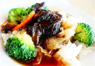 隔夜飯致癌所以就倒掉嗎 隔夜飯?jiān)趺闯院? data-rqBF=