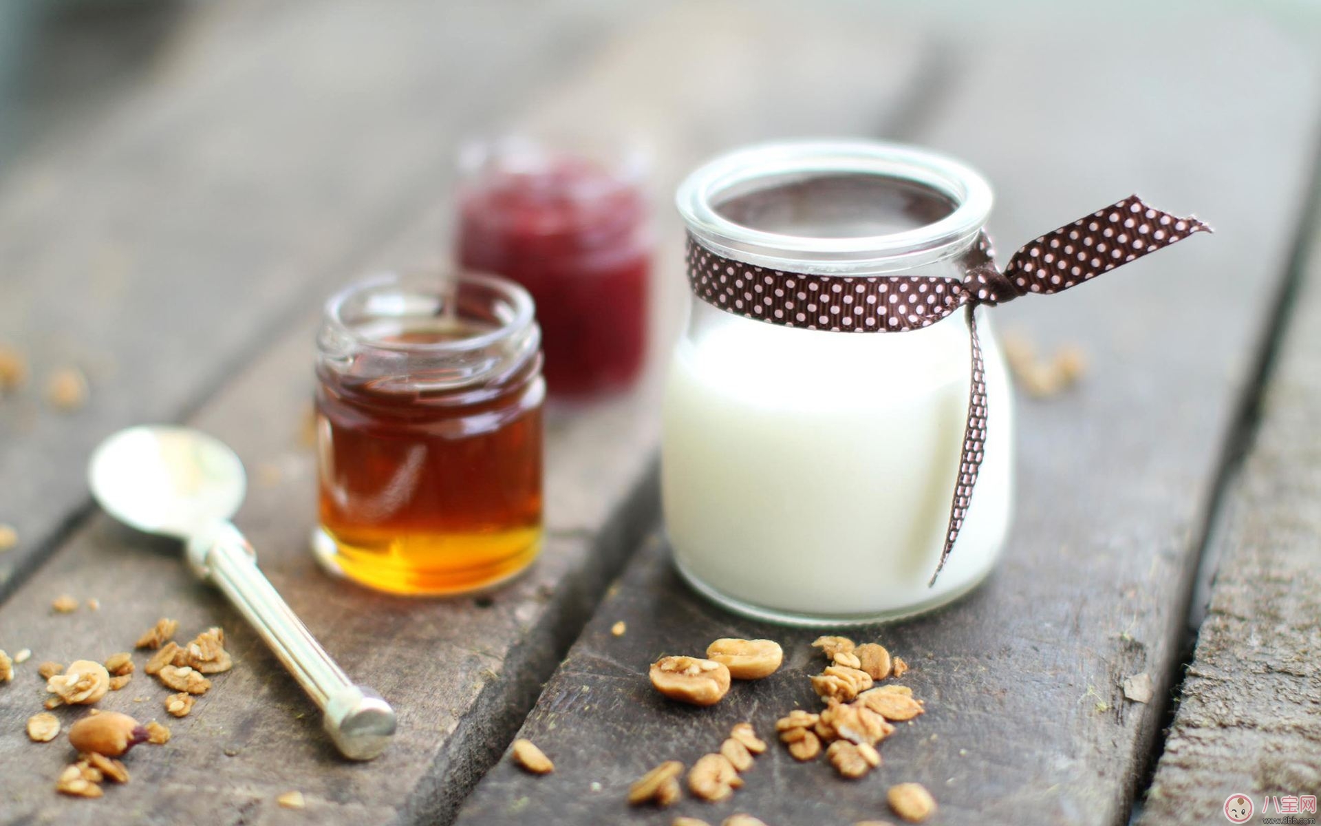 喝酸奶的好處以及注意事項(xiàng) 哪些人不能喝 喝酸奶的好處以及注意事項(xiàng) 哪些人不能喝