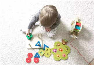 寶寶大腦發(fā)育需要幾種營(yíng)養(yǎng) 影響寶寶腦部發(fā)育的六大飲食習(xí)慣有哪些