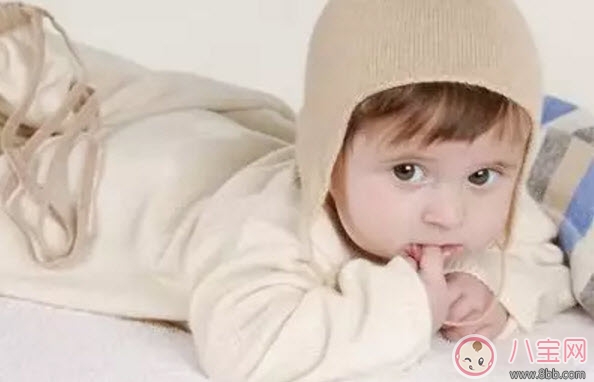 寶寶立秋之后穿什么衣服合適 寶寶秋凍應(yīng)該怎么穿衣服