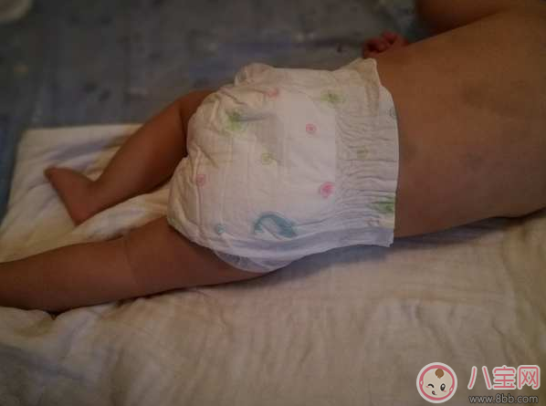 寶寶覺得穿紙尿褲悶怎么辦 推薦兩款透氣型紙尿褲