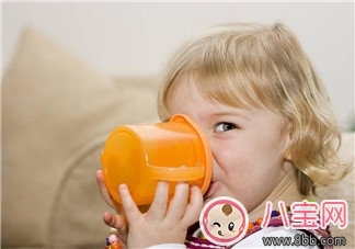 孩子健康成長 避免飲食過量咖啡因 孩子健康成長 避免飲食過量咖啡因