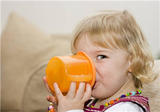 孩子健康成長(zhǎng) 避免飲食過量咖啡因