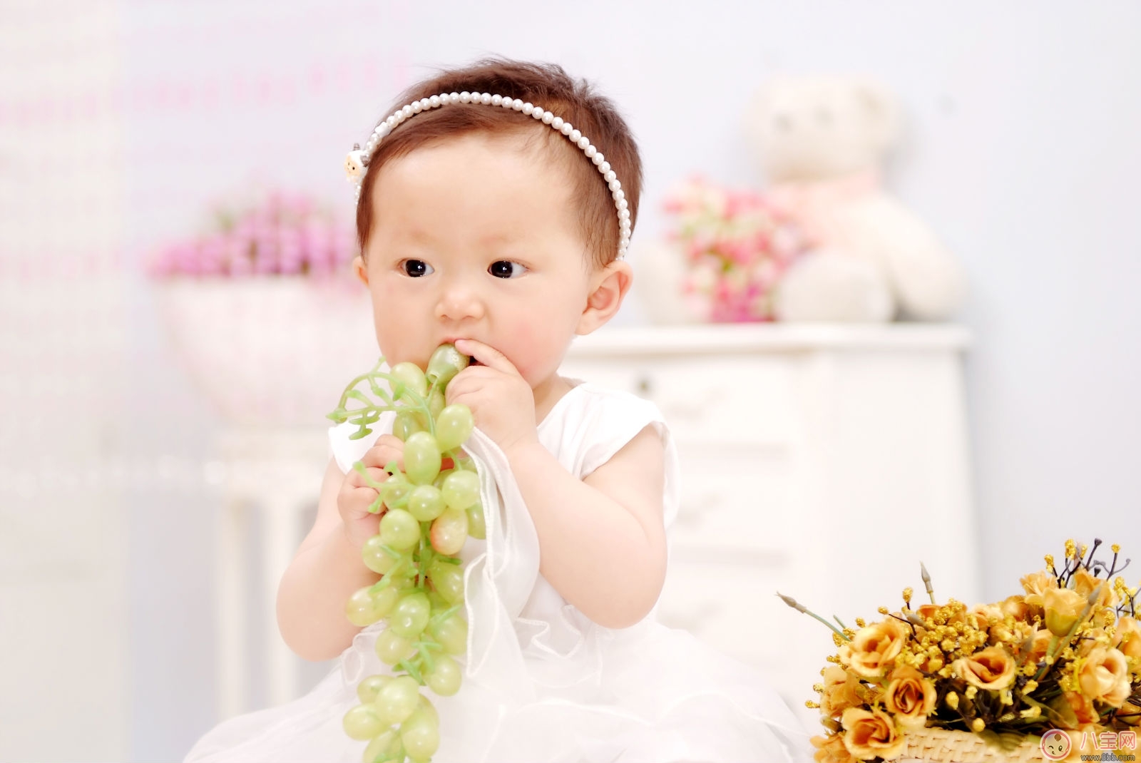 寶寶便秘不喝藥 吃葡萄就好了 寶寶便秘不喝藥 吃葡萄就好了