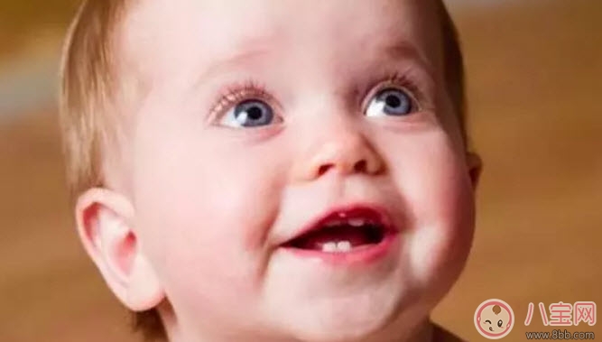 寶寶長(zhǎng)牙期間吃什么好 寶寶長(zhǎng)牙吃什么輔食食譜